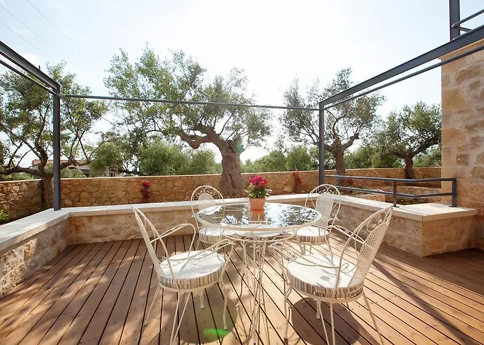 Lithos 4* Kardamyli