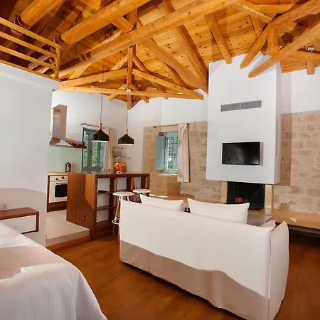 Lithos Maison d'hôtes Kardamyli