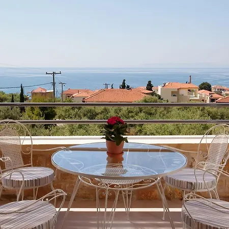 Lithos 4* Kardamyli