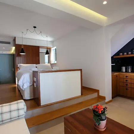 Lithos Pensionat Kardhamili