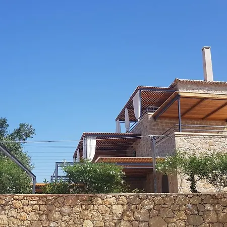 Lithos Kardamyli