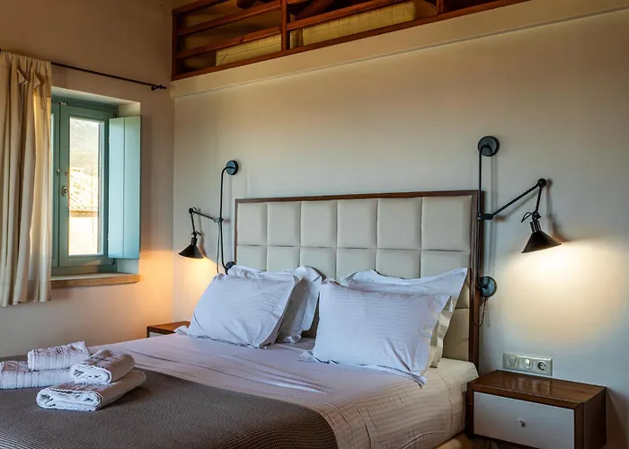 Lithos بيت ضيافة