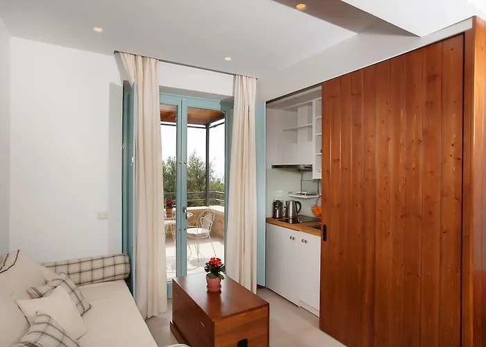 Lithos Konukevi Kardamyli