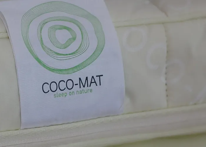 Lithos بيت ضيافة كارداميلي