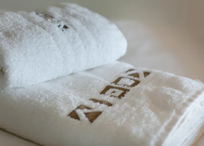 Lithos بيت ضيافة